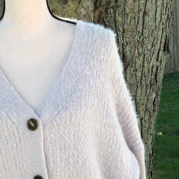 Women’s Double Zero L Cream Cardigan - Picture 3 of 14
